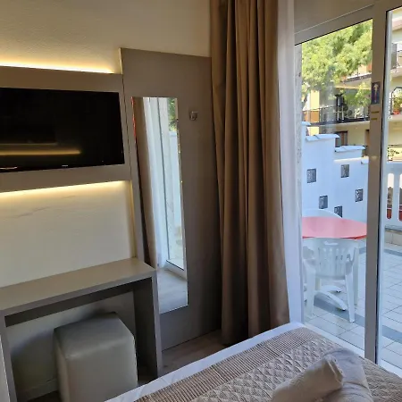 Hotel Danubio Lido di Jesolo Exterior photo